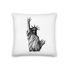 Load image into Gallery viewer, Premium Pillow (Statue of Liberty)